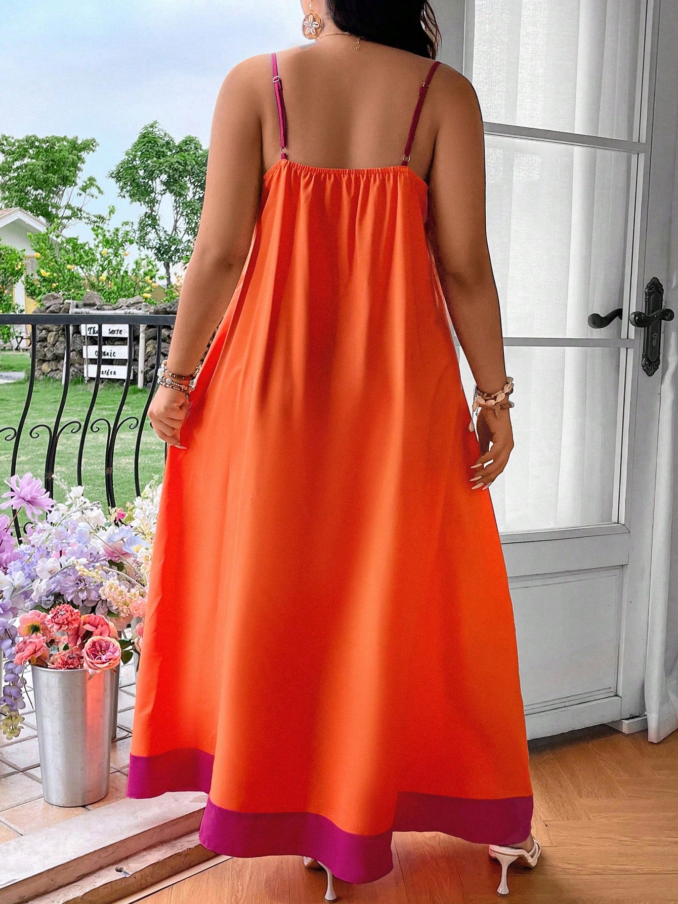 Vestido Longo Plus Size de Alcinha