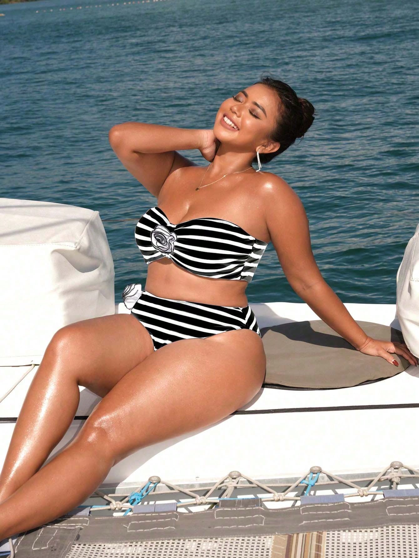 Biquíni Plus Size Listrado Flor 3D Pietra G3