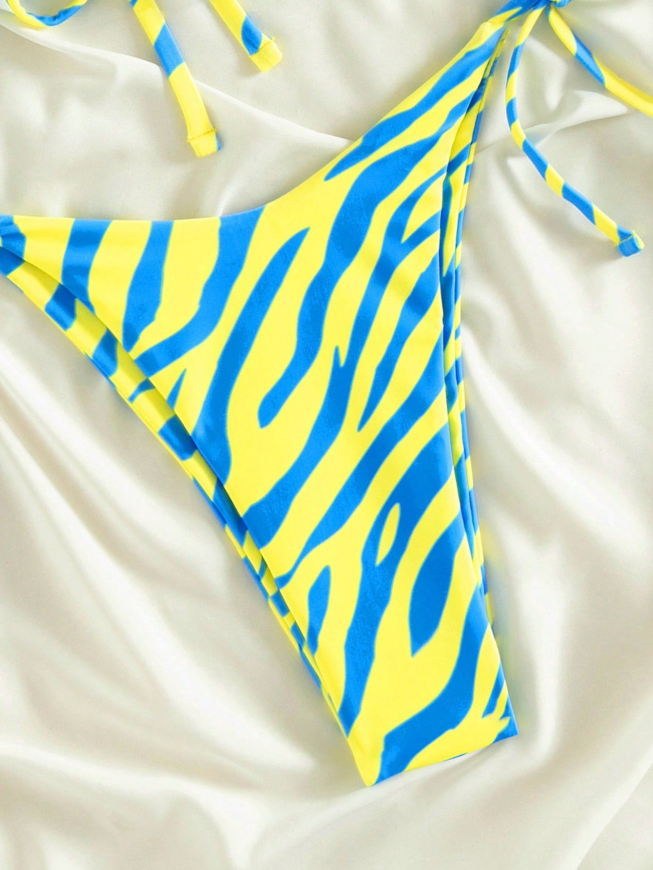 Biquíni Tomara que Caia Zebrado GG