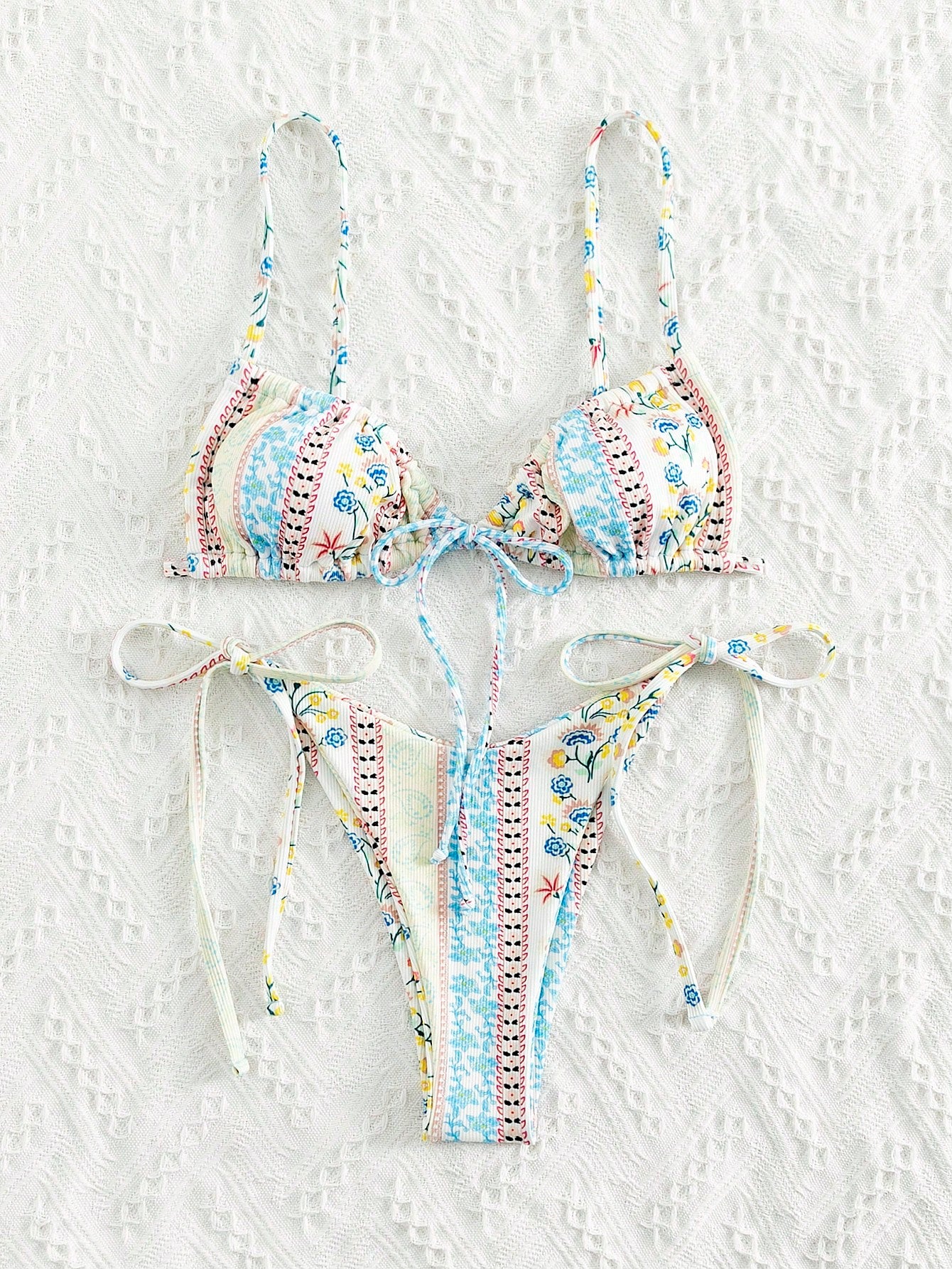 Biquíni Minimalista Fofo