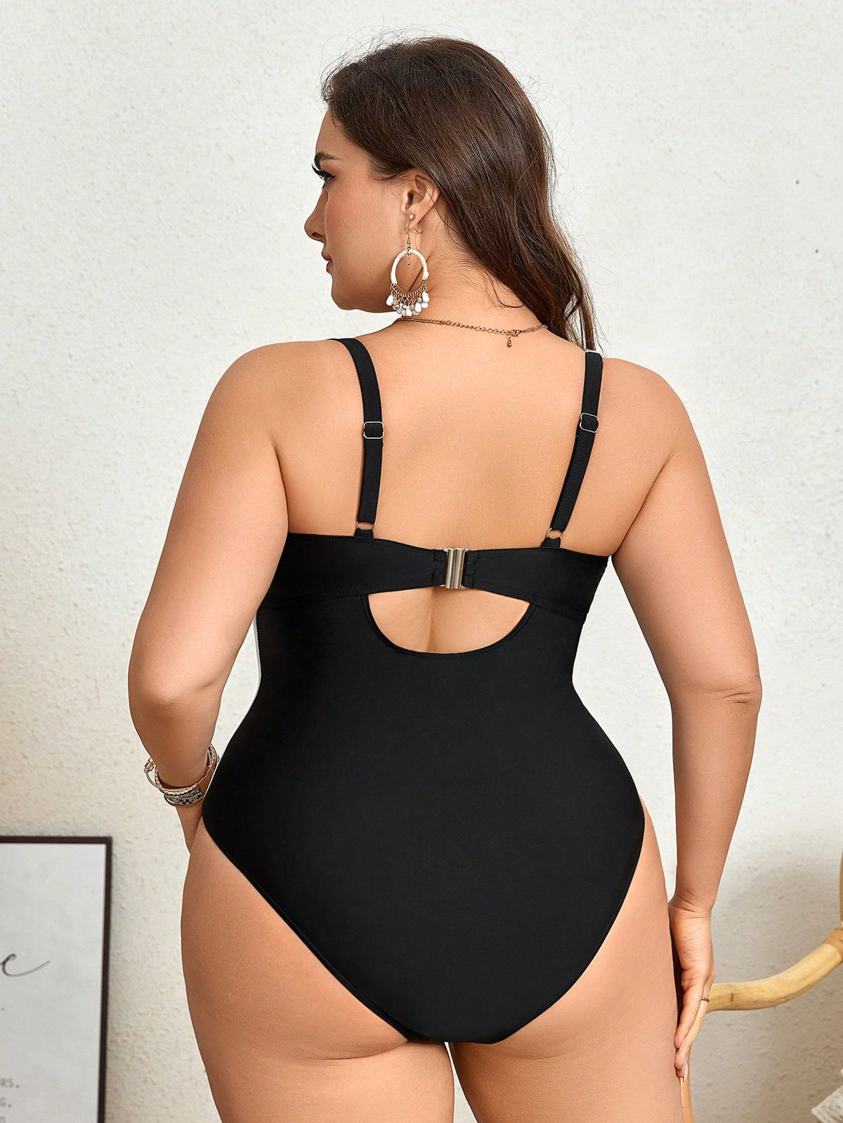 Maiô Elegante Plus Size Eva