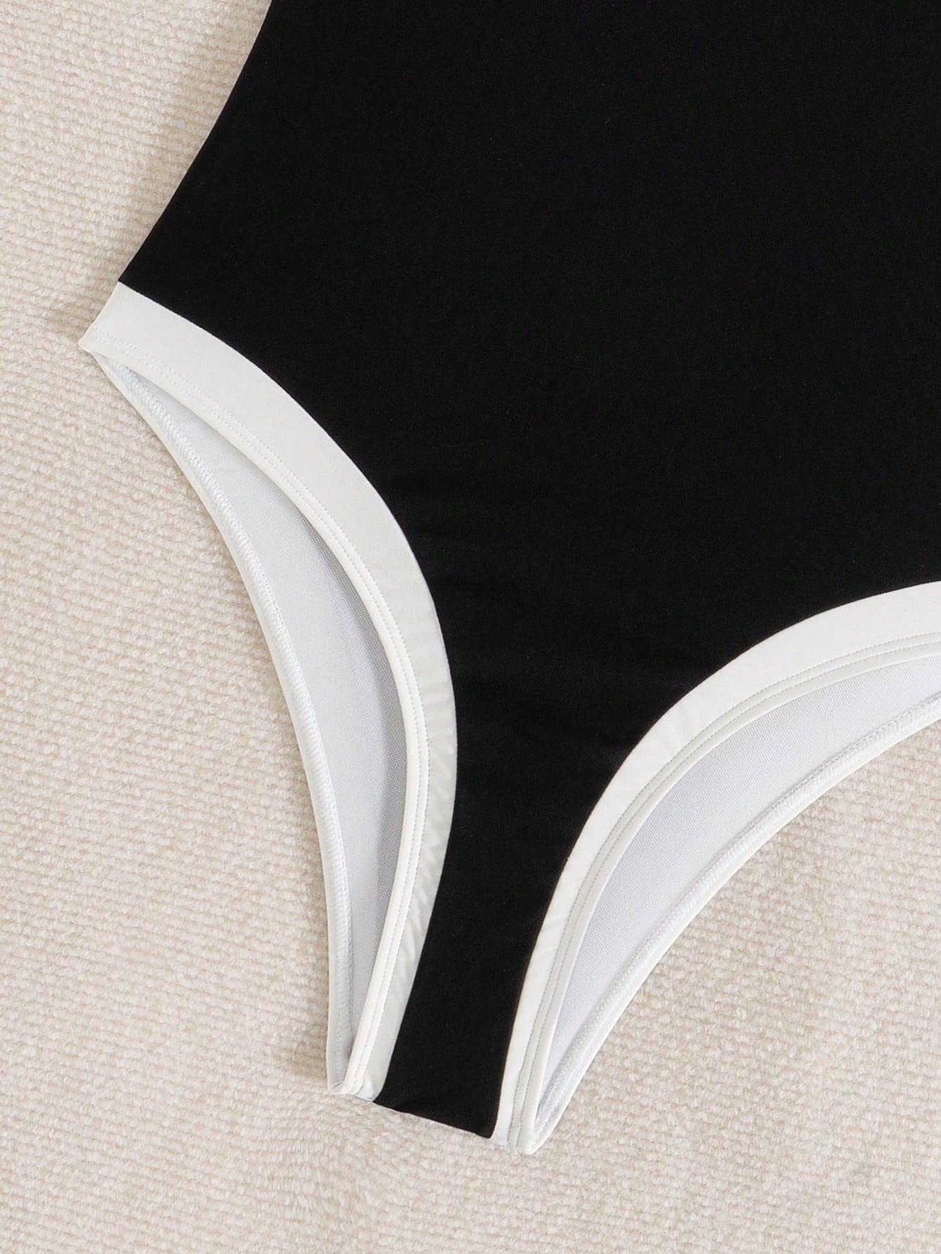 Maiô Retro Elegante