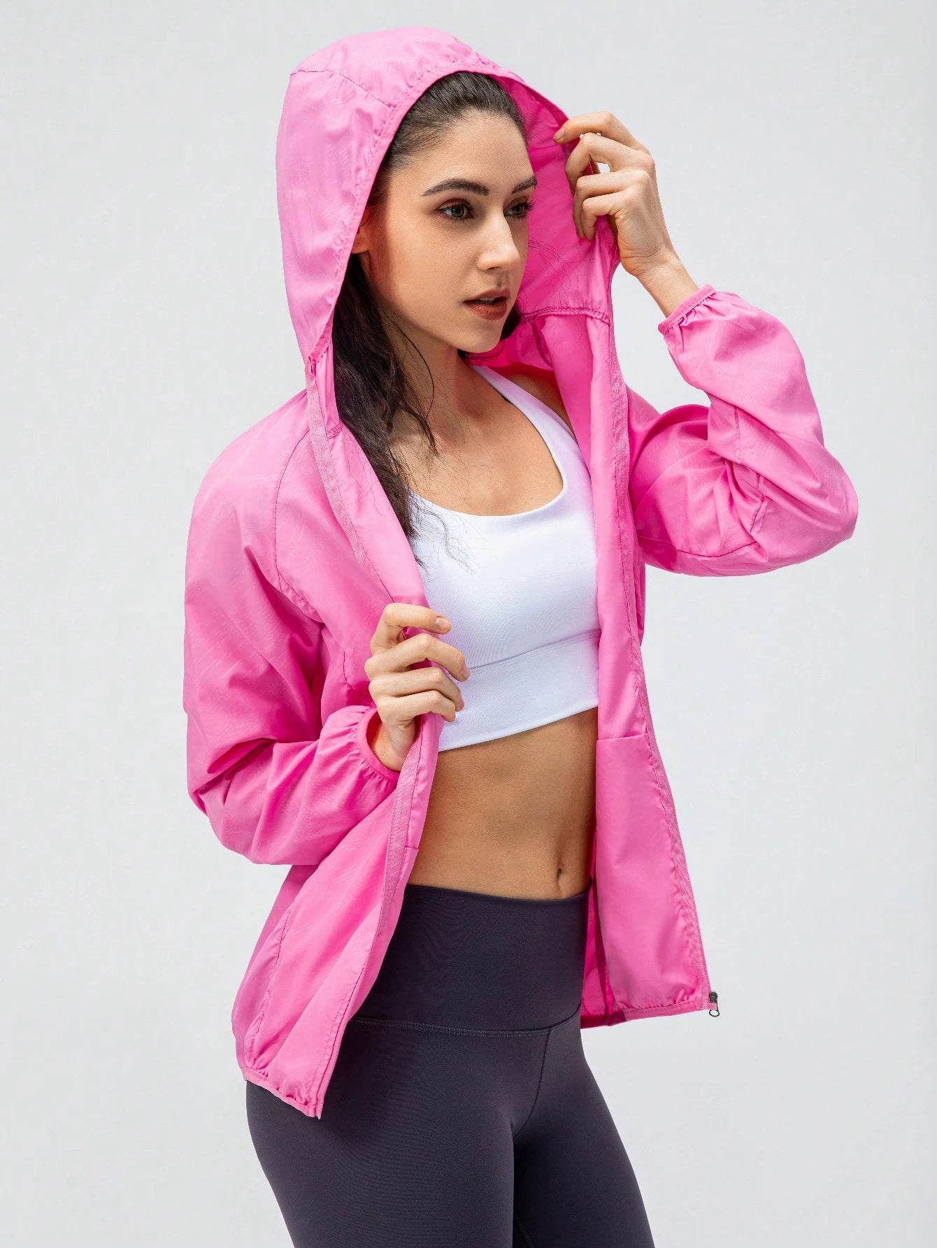 Corta Vento Leve de Secagem Rápida e Resistente