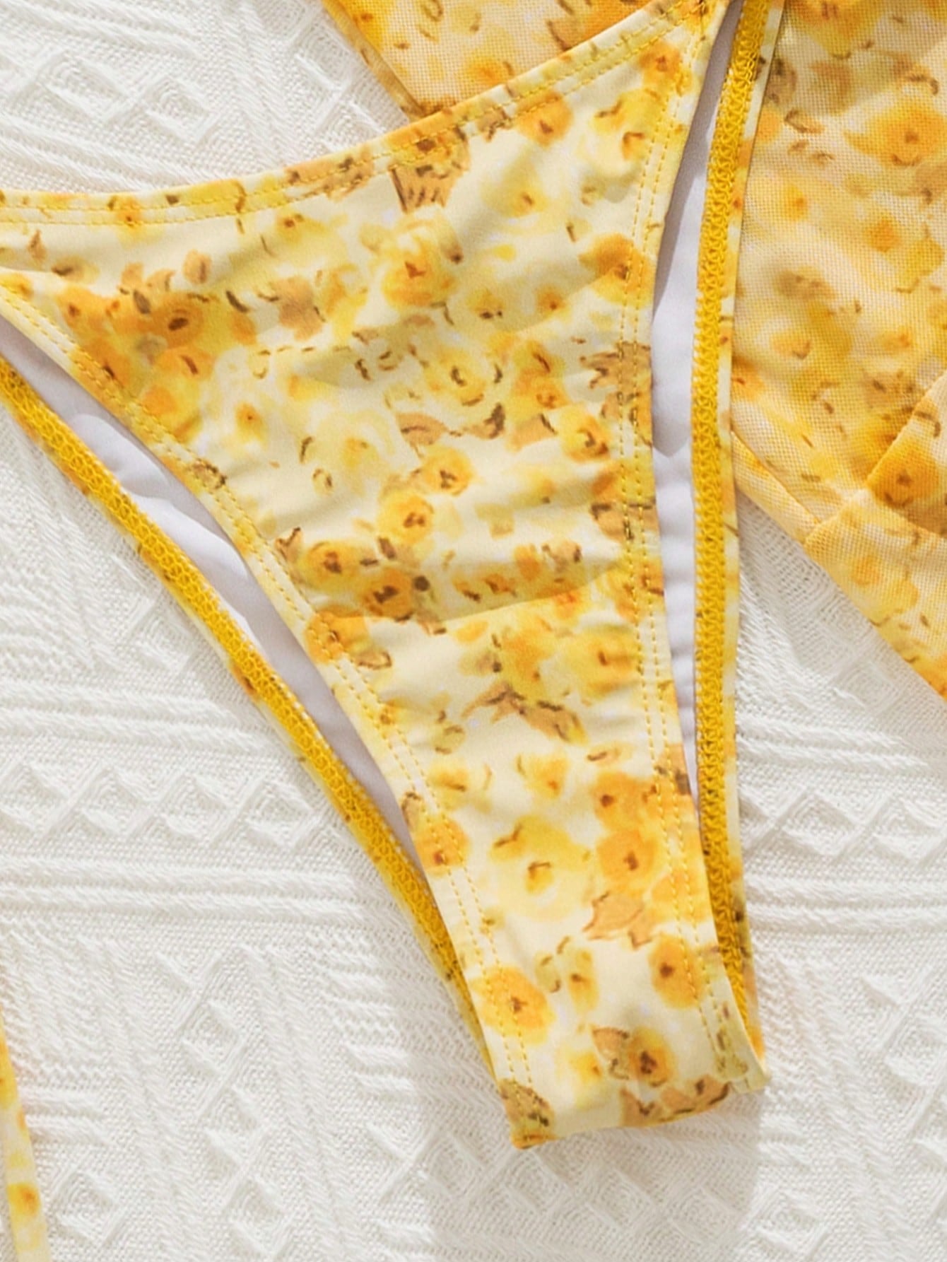 Conjunto Biquíni  3 Peças Ysola