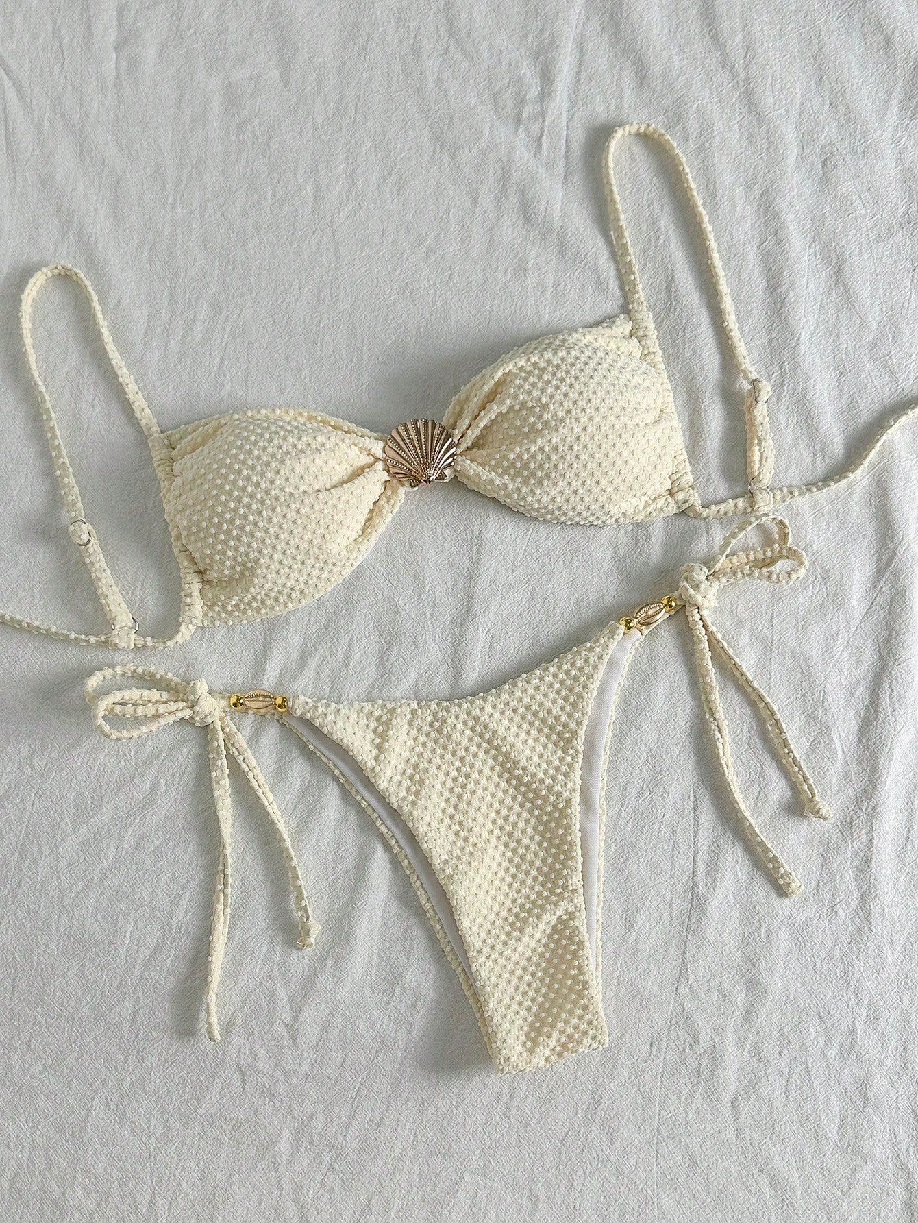 Biquíni Sexy e Minimalista 