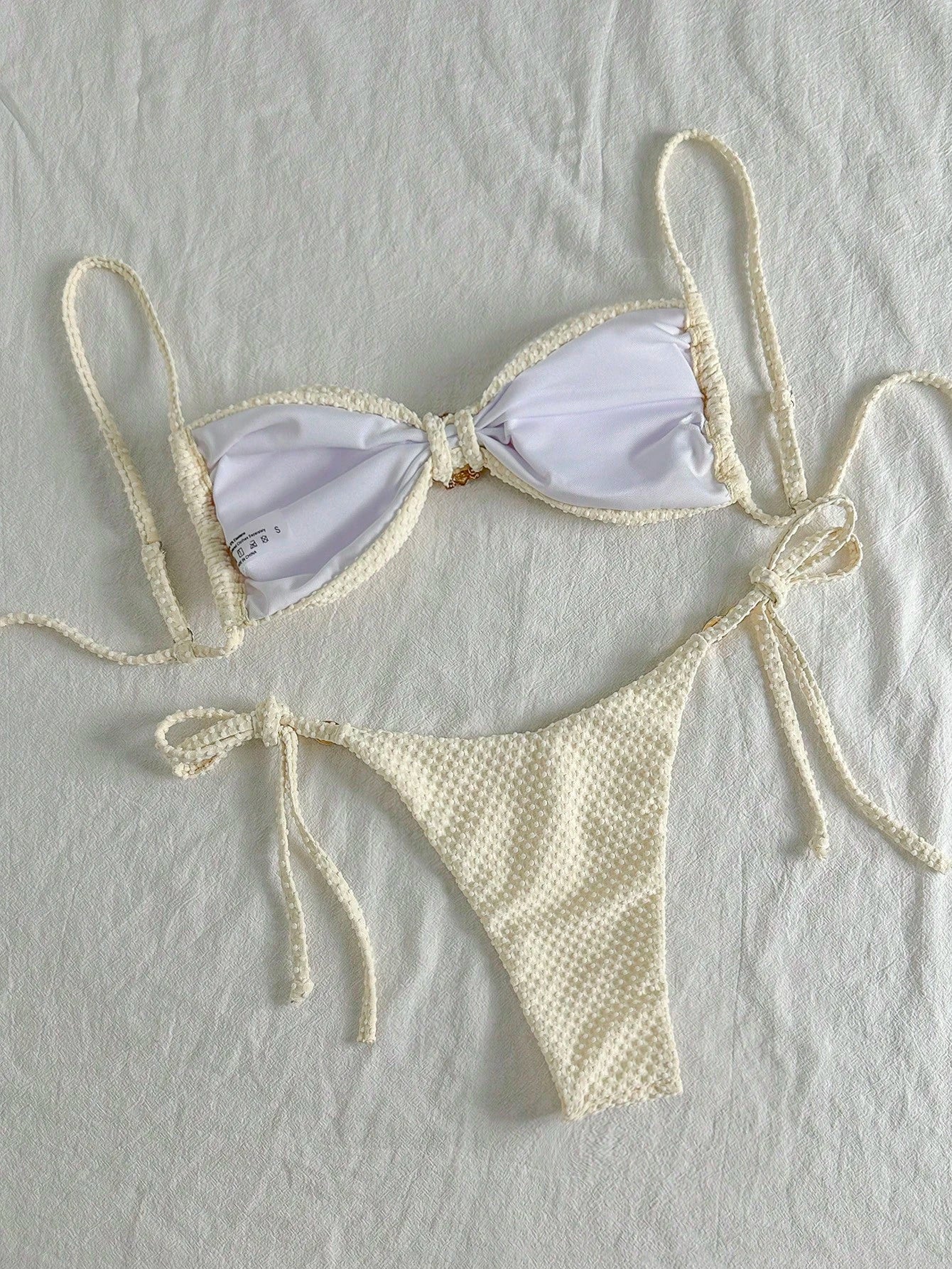 Biquíni Sexy e Minimalista 