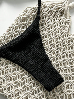 Biquíni Tomara que Caia com Detalhe Metálico 