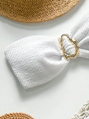 Biquíni Tomara que Caia com Detalhe Metálico 