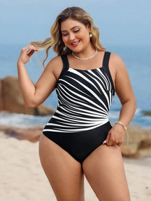 Maiô Plus Size Listrado Ana