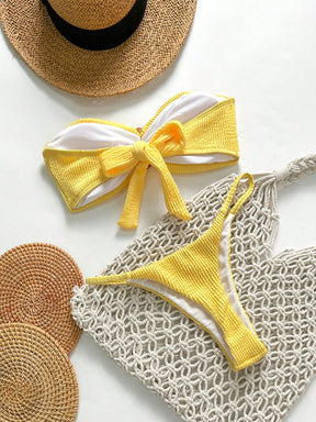 Biquíni Tomara que Caia com Detalhe Metálico 