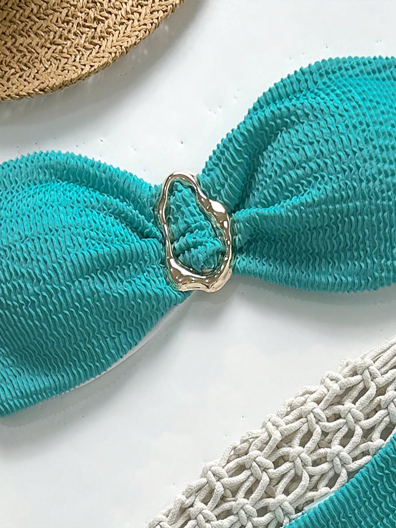 Biquíni Tomara que Caia com Detalhe Metálico 