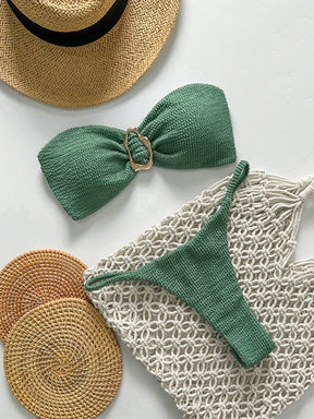 Biquíni Tomara que Caia com Detalhe Metálico 