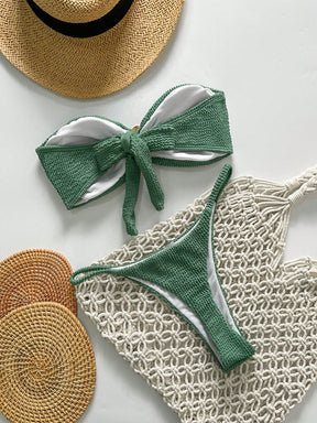 Biquíni Tomara que Caia com Detalhe Metálico 