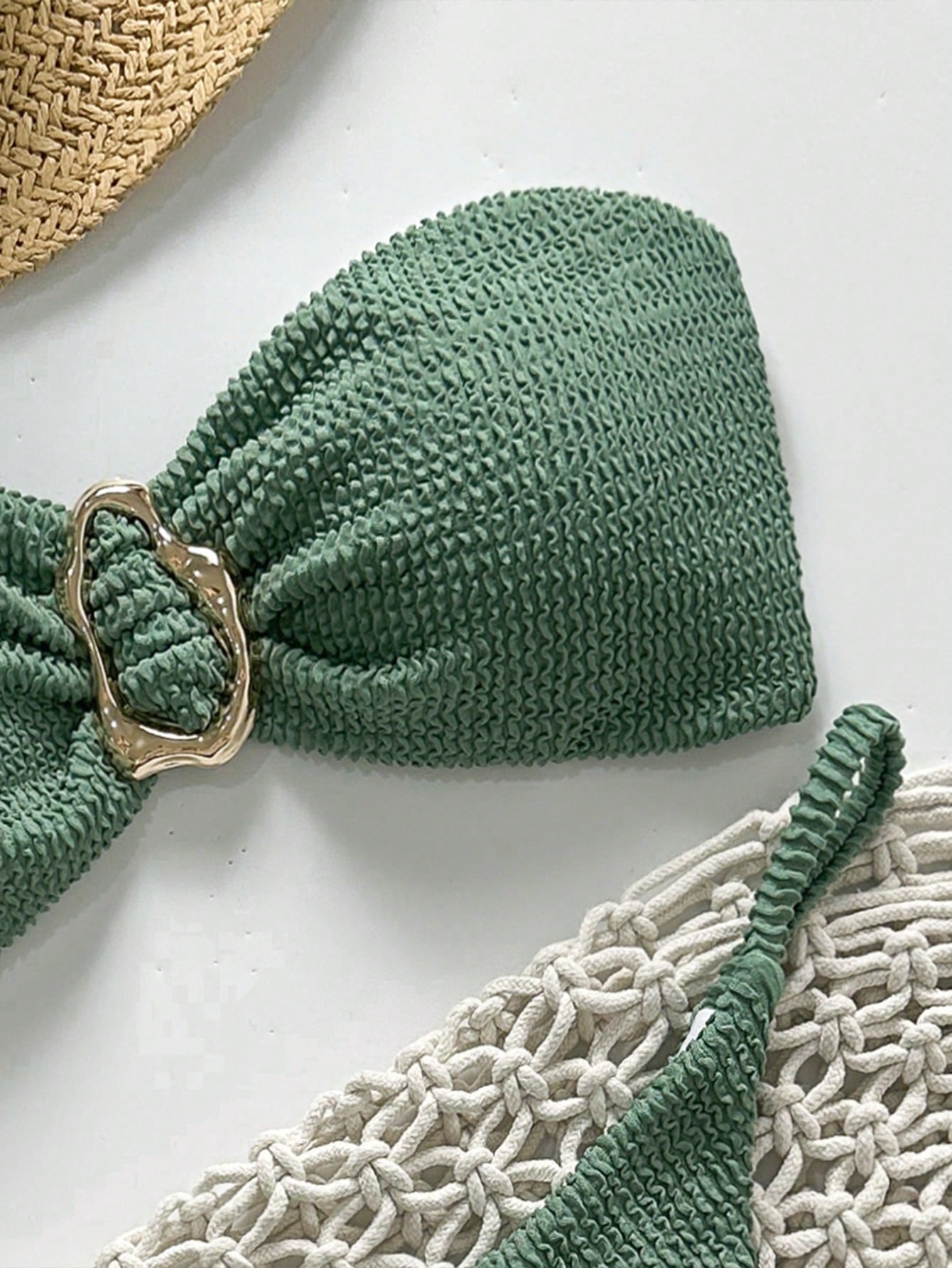 Biquíni Tomara que Caia com Detalhe Metálico 