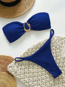 Biquíni Tomara que Caia com Detalhe Metálico 