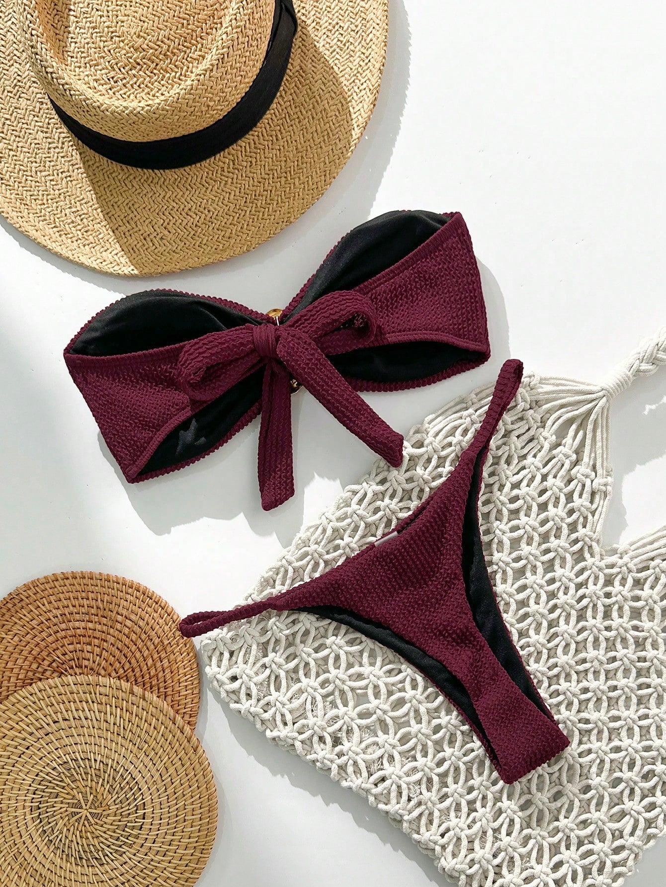 Biquíni Tomara que Caia com Detalhe Metálico 