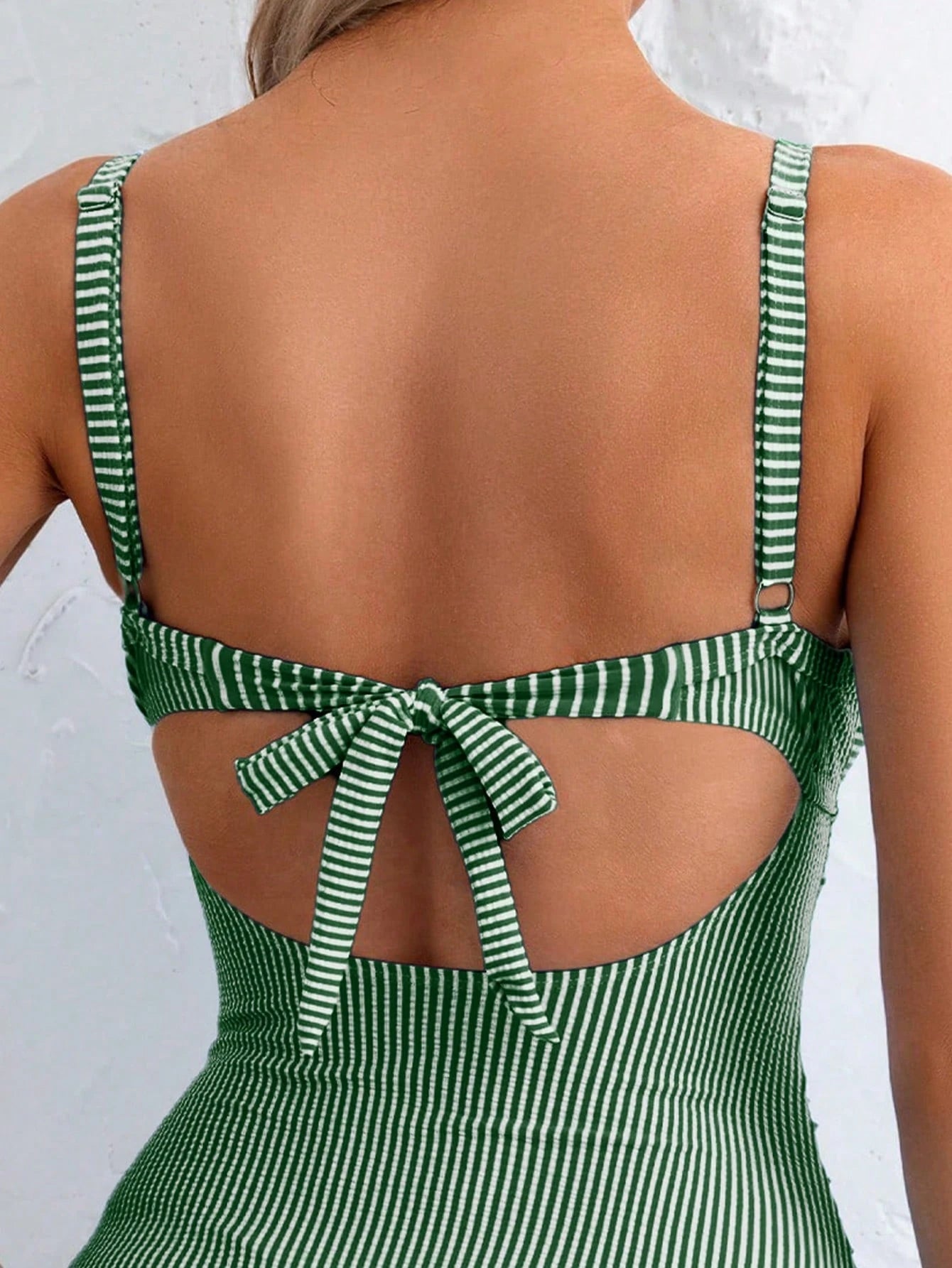 Maiô Luxo Cruzado Isis