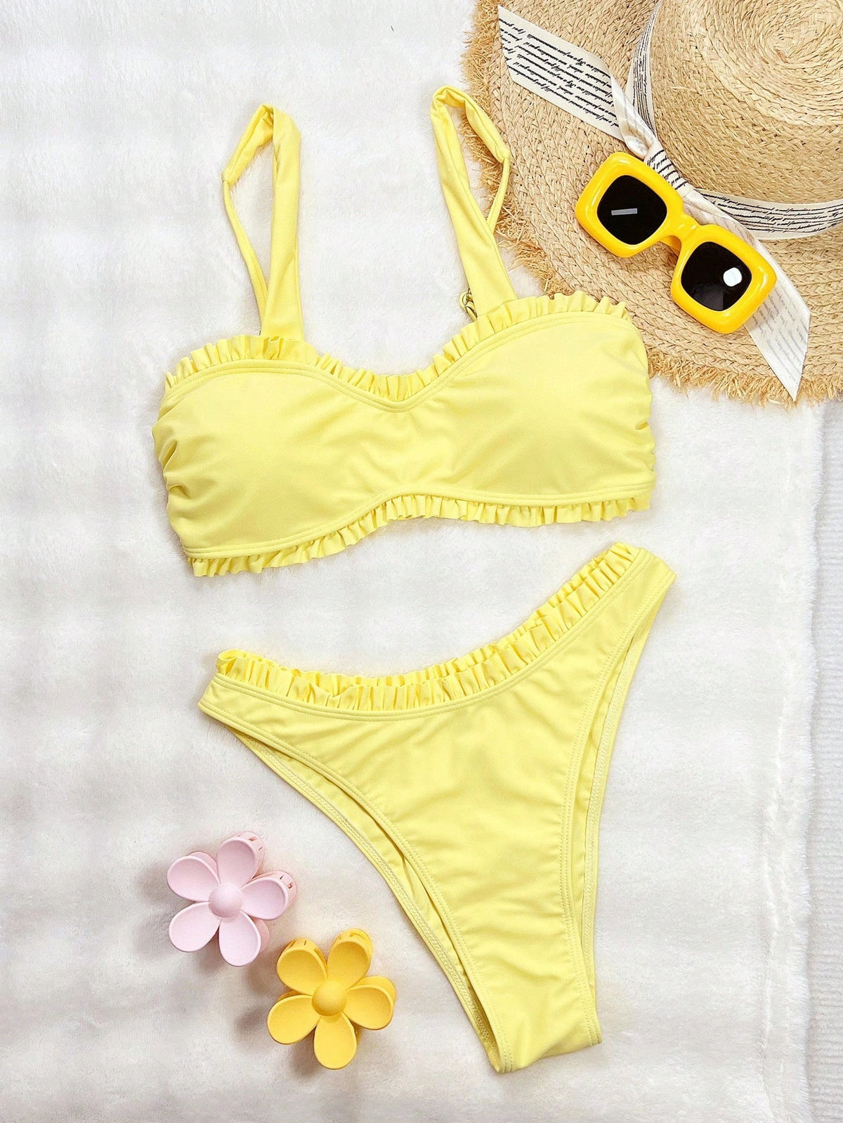 Biquíni Amarelo Com Babado