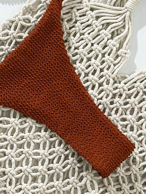 Biquíni Tomara que Caia com Detalhe Metálico 