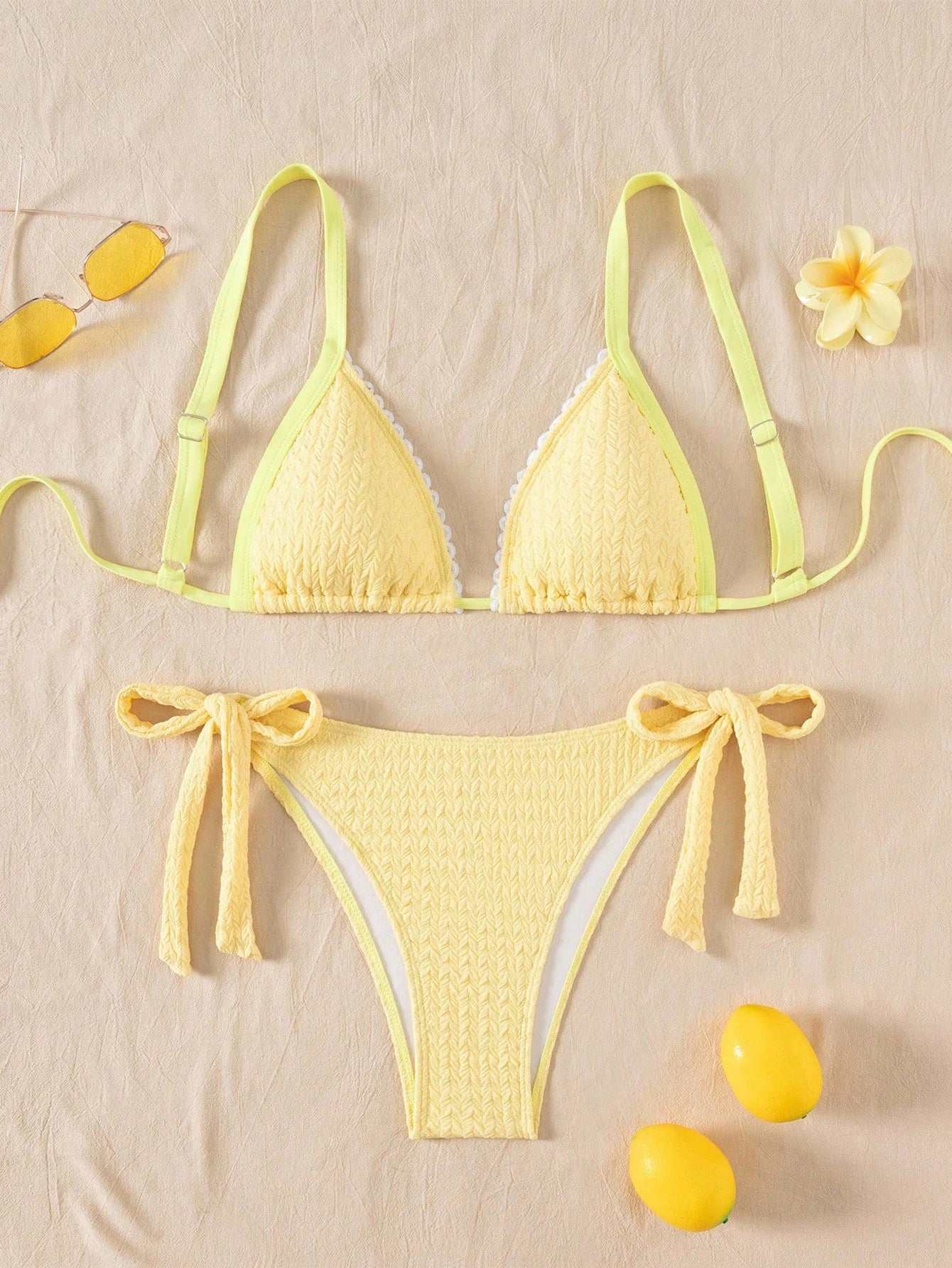 Biquíni Amarelo Com Laço