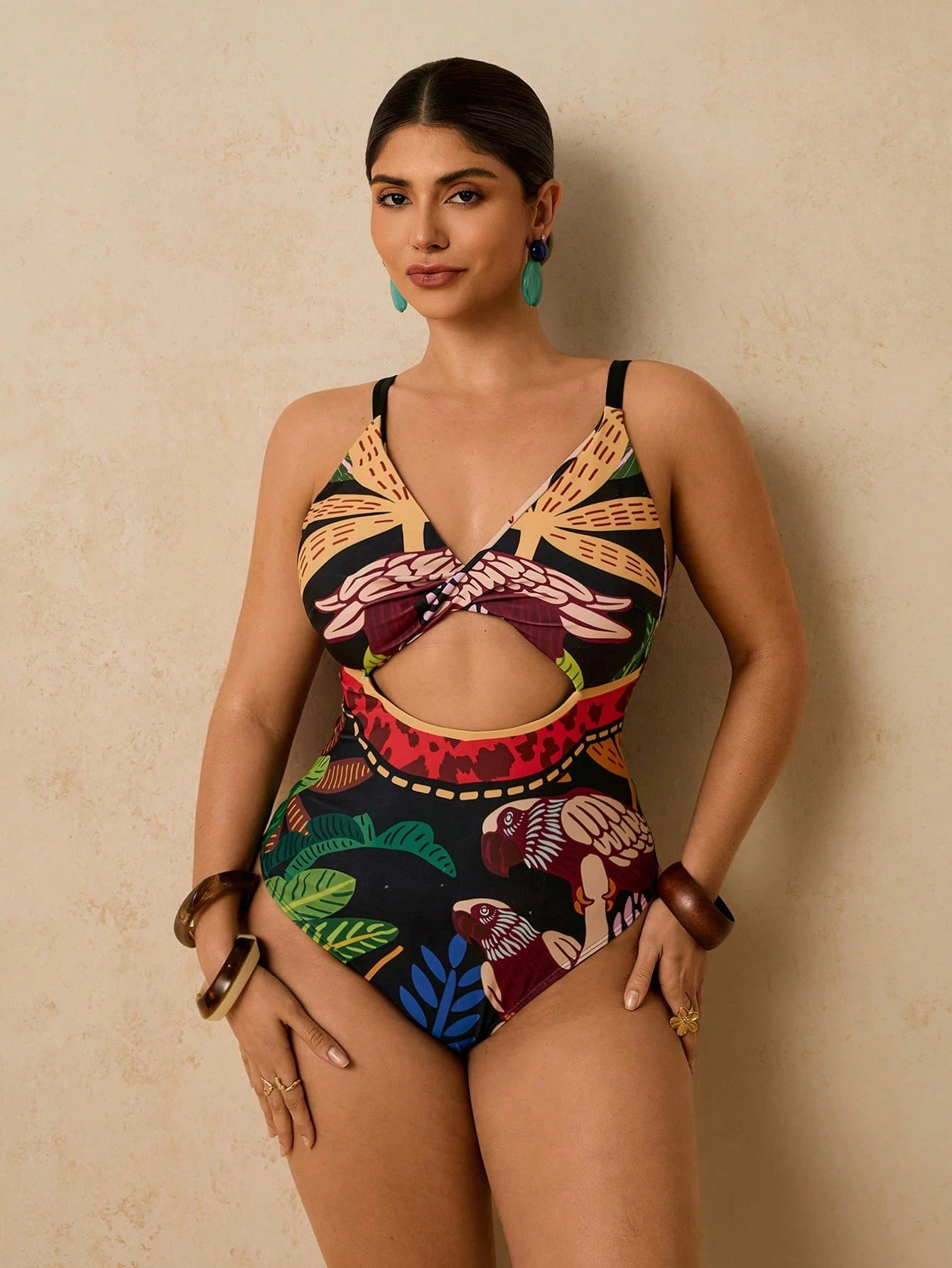 Maiô Elegante Tropical Plus Size