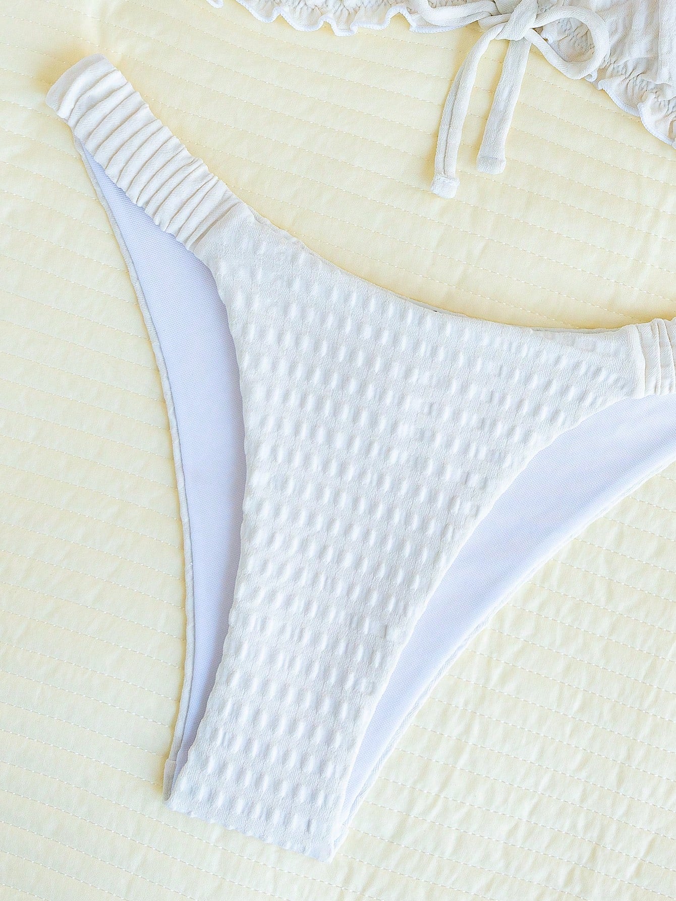 Biquíni Xadrez com Babado