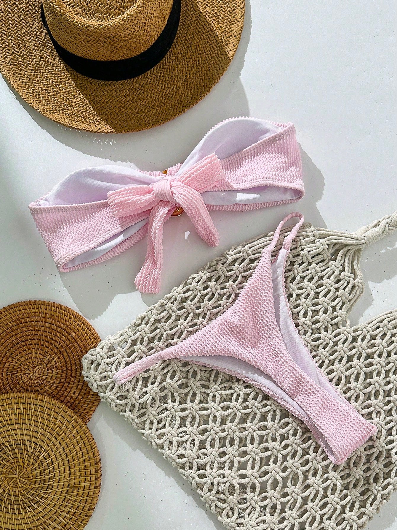 Biquíni Tomara que Caia com Detalhe Metálico 