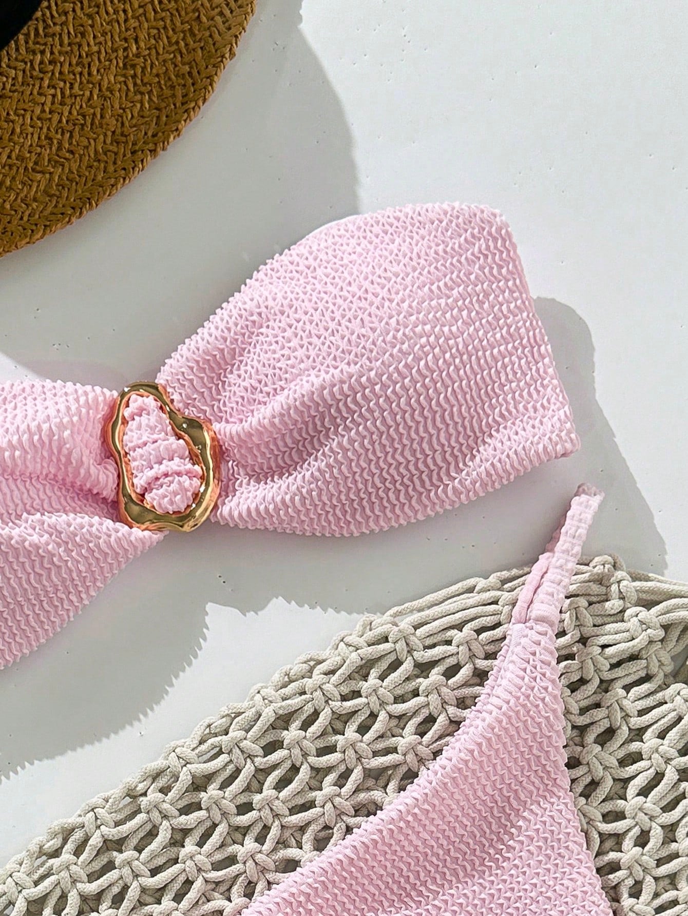 Biquíni Tomara que Caia com Detalhe Metálico 