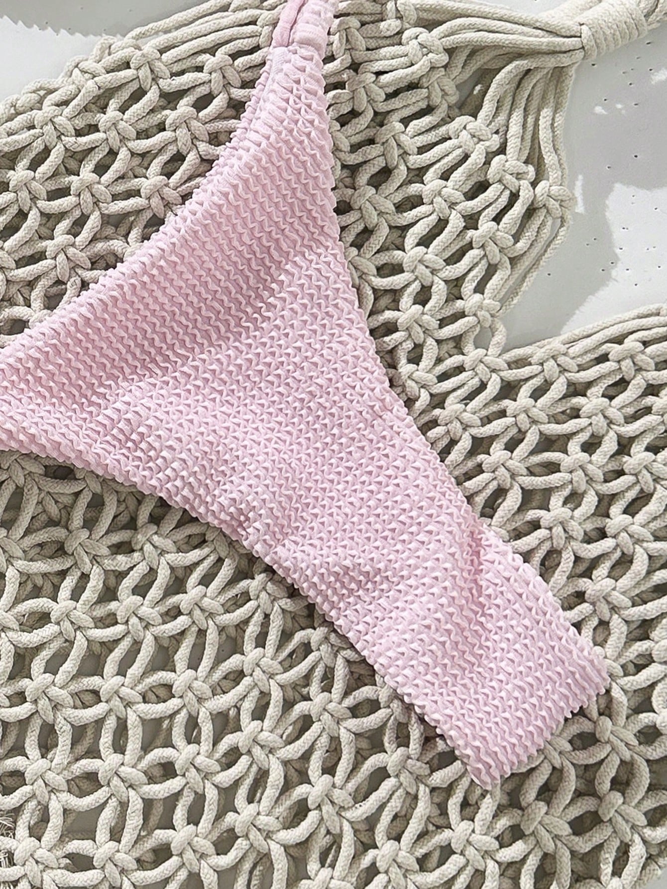 Biquíni Tomara que Caia com Detalhe Metálico 