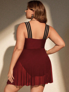 Maiô Vestido Plus Size Simone