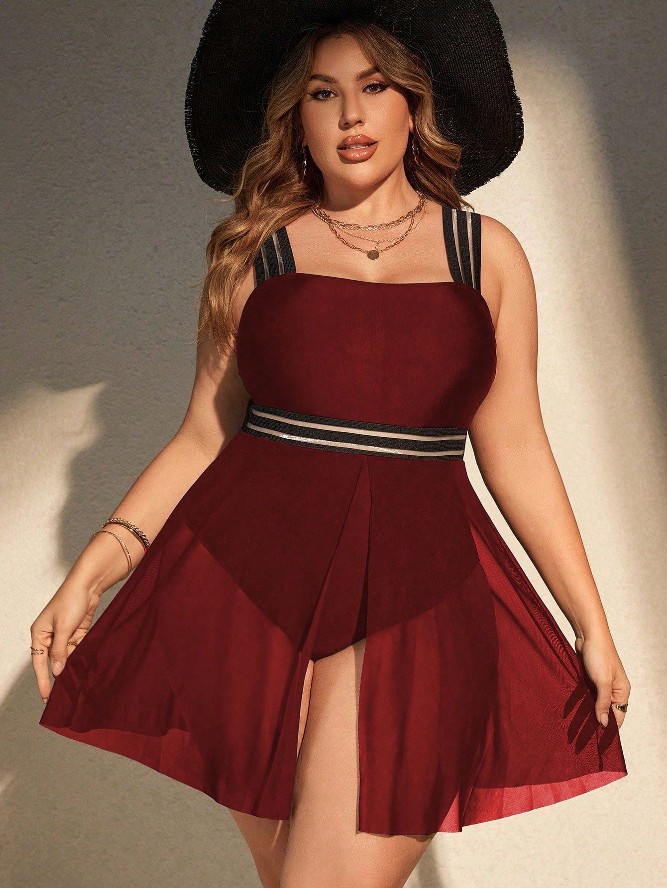 Maiô Vestido Plus Size Simone
