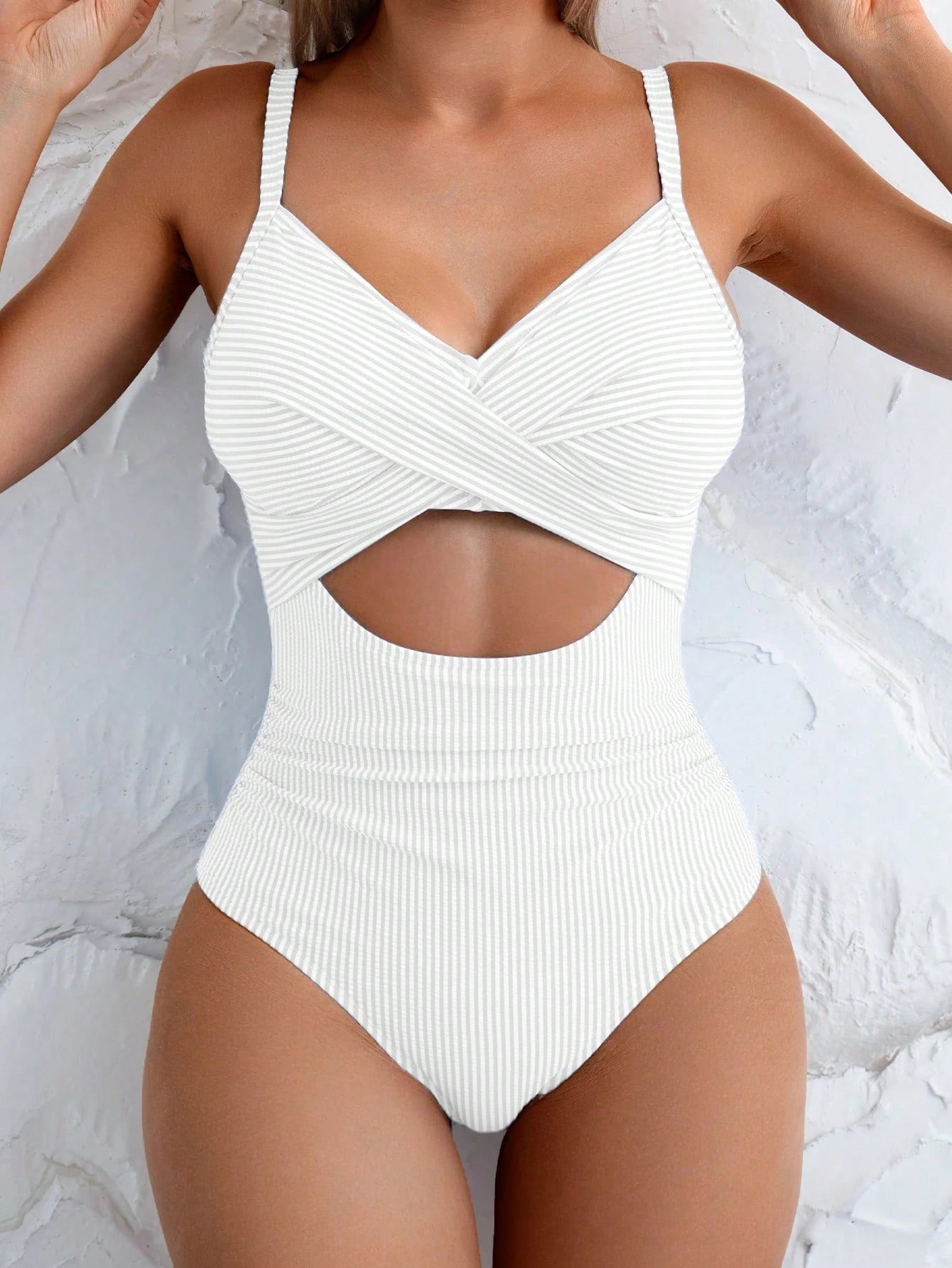 Maiô Luxo Cruzado Isis