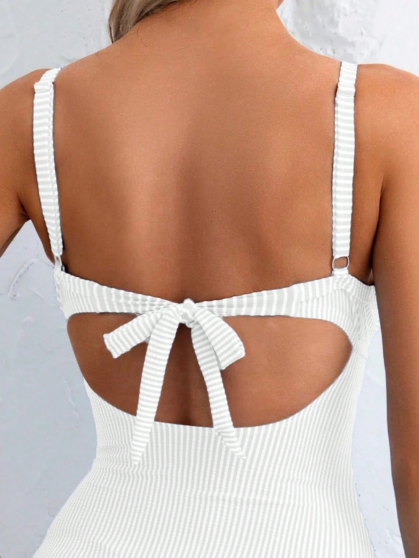 Maiô Luxo Cruzado Isis