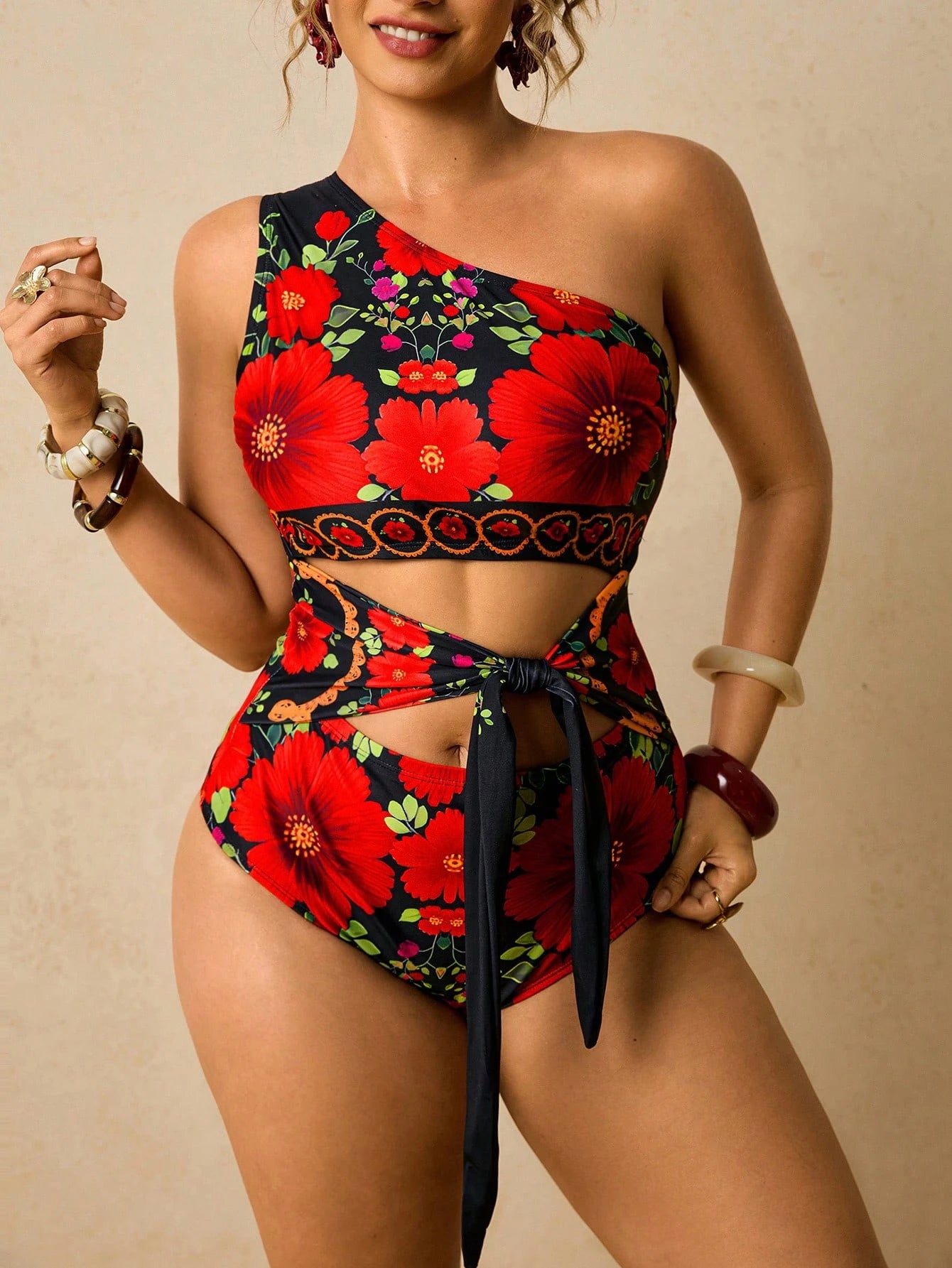 Maiô Elegante Plantas Plus Size