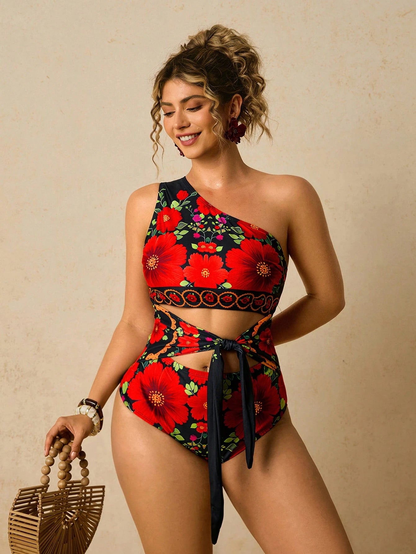 Maiô Elegante Plantas Plus Size