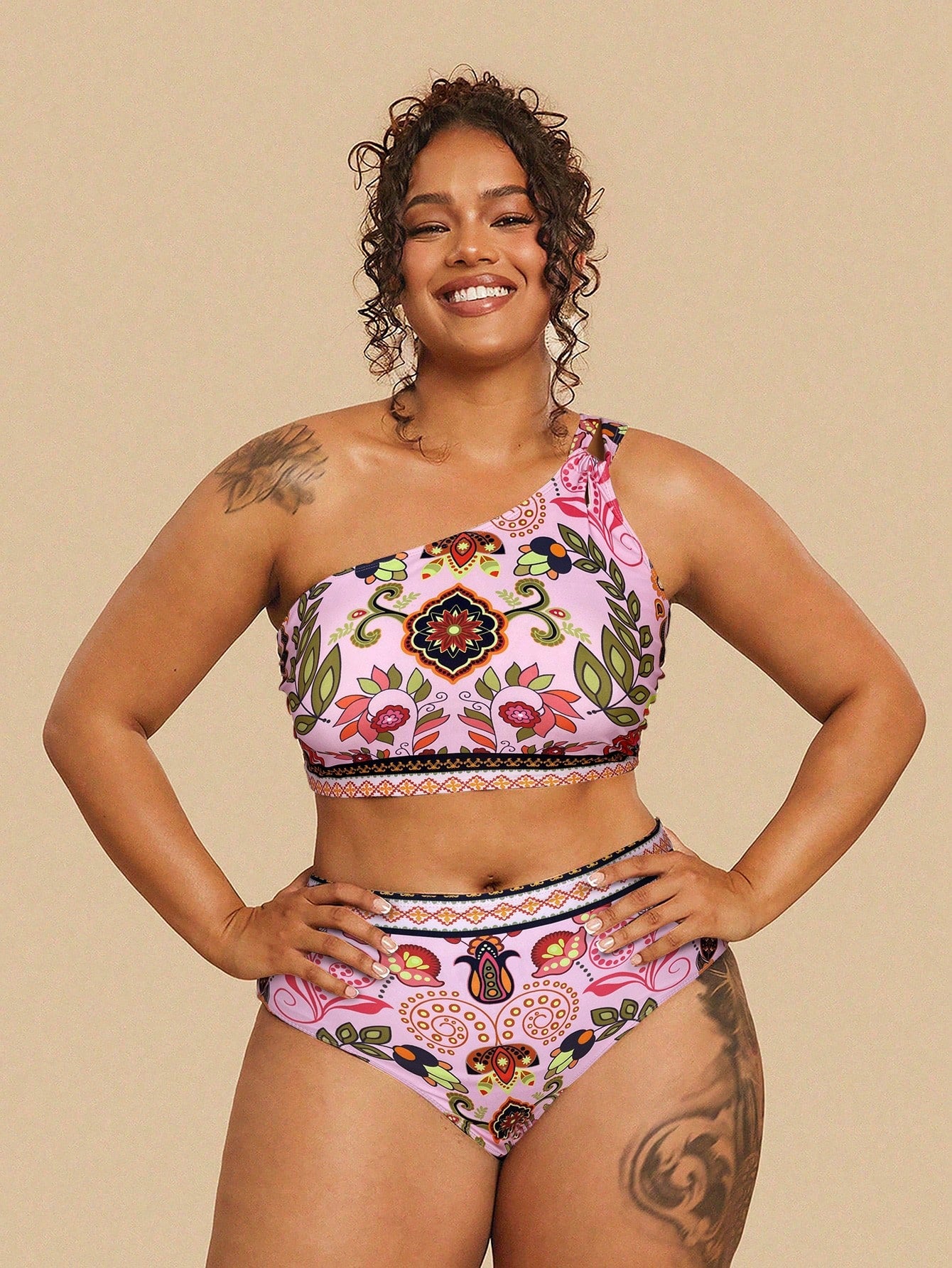 Biquíni Elegante Plus Size Lívia