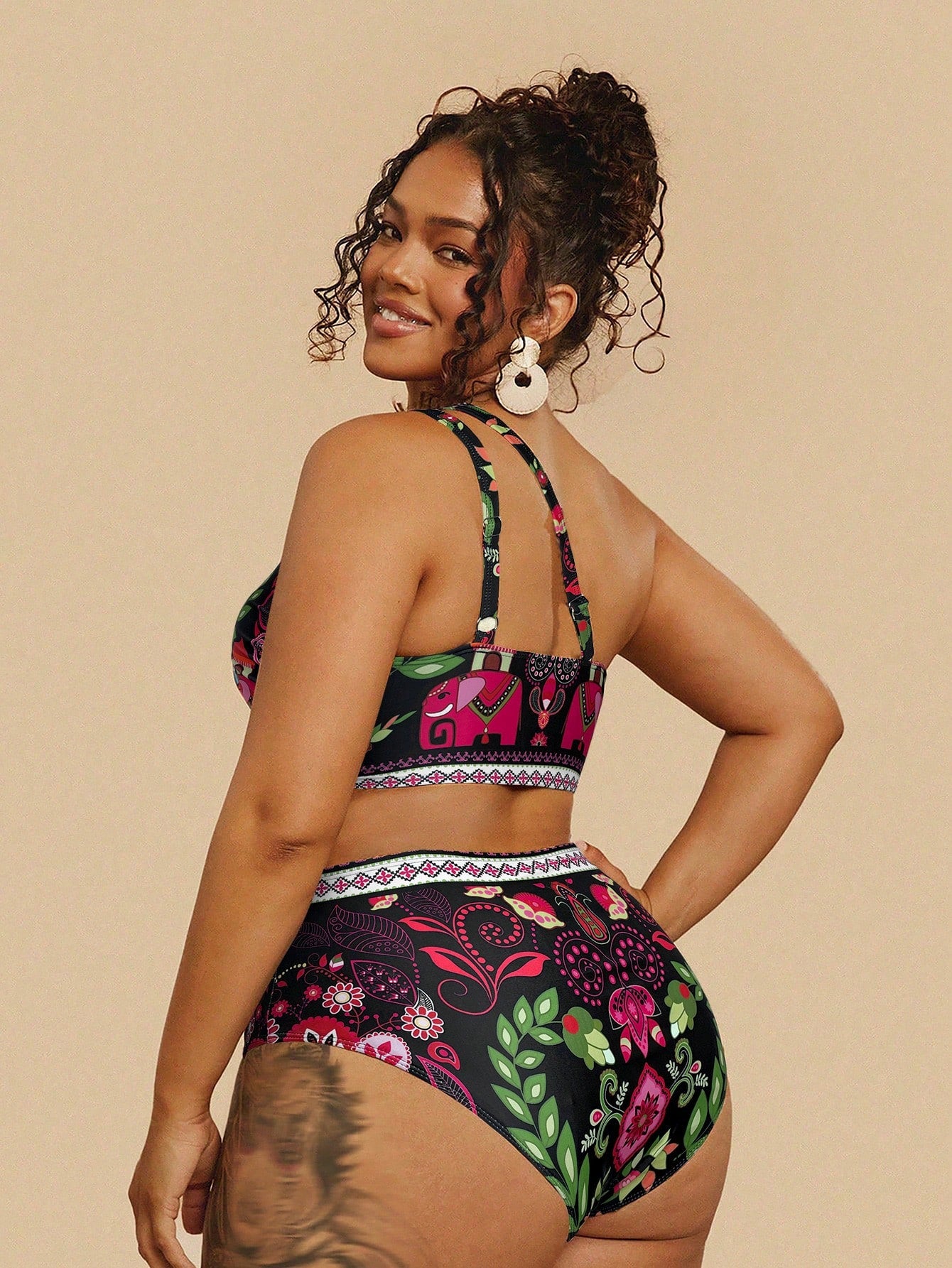 Biquíni Elegante Plus Size Lívia