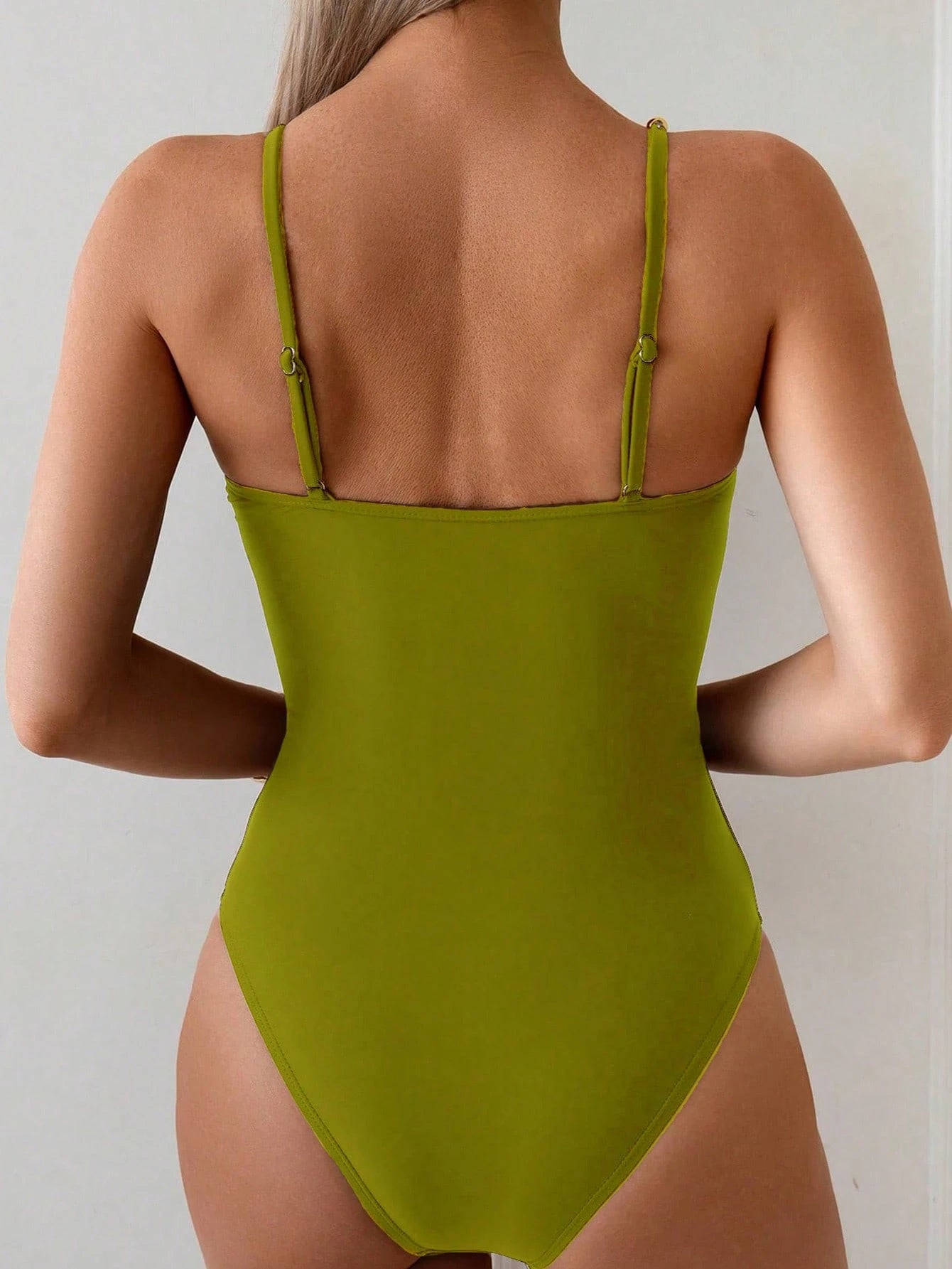 Maiô Elegante Concha 