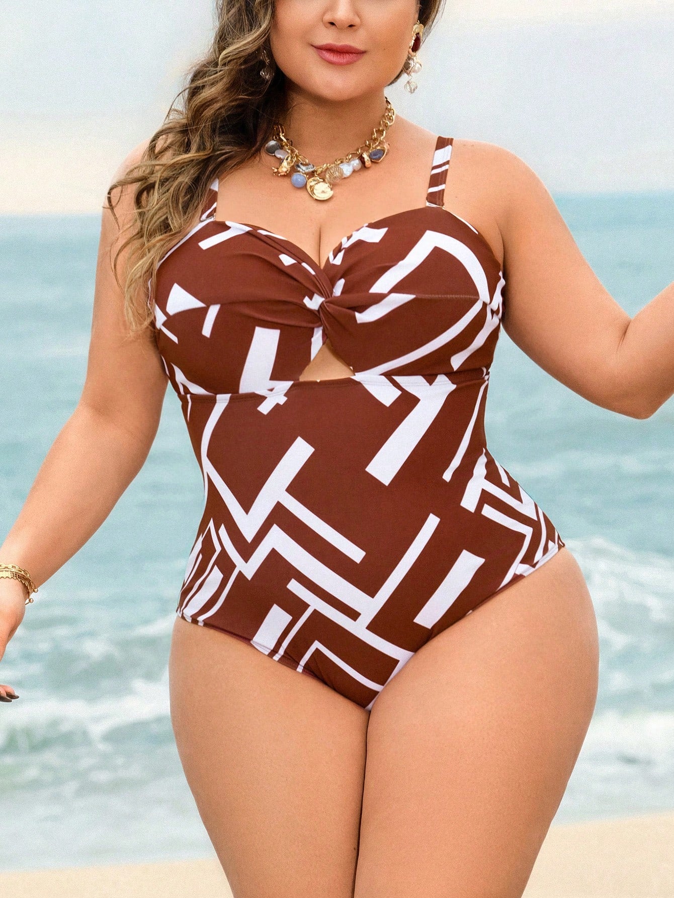 Maiô Geométrico Plus Size