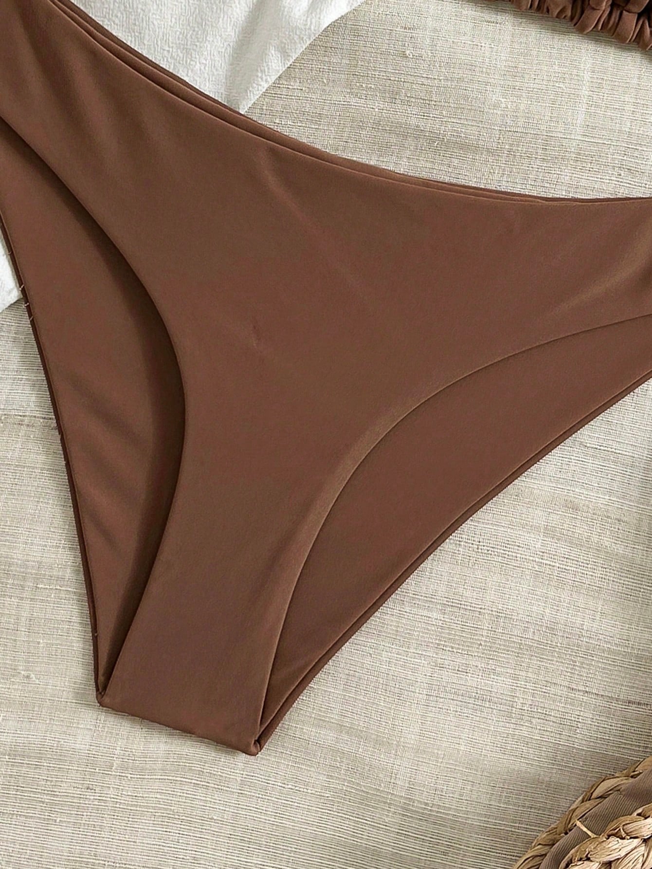 Biquíni Retro em Tom Café