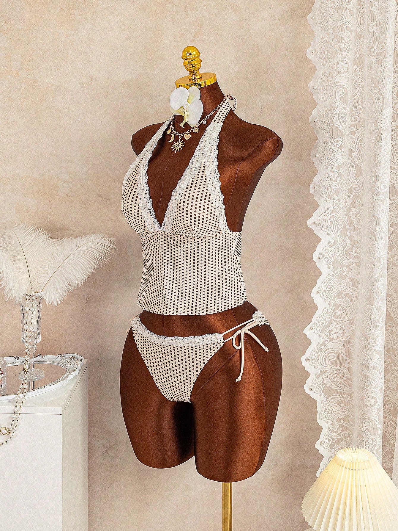 Tankini Minimalista com Renda Leticia