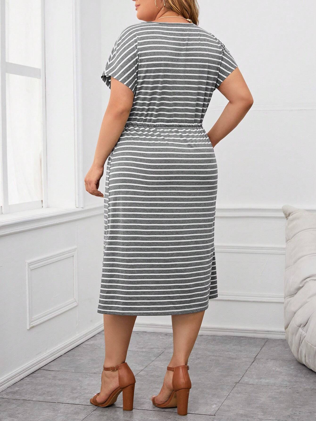 Vestido Plus Size Listrado Adele