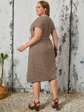 Vestido Plus Size Listrado Adele