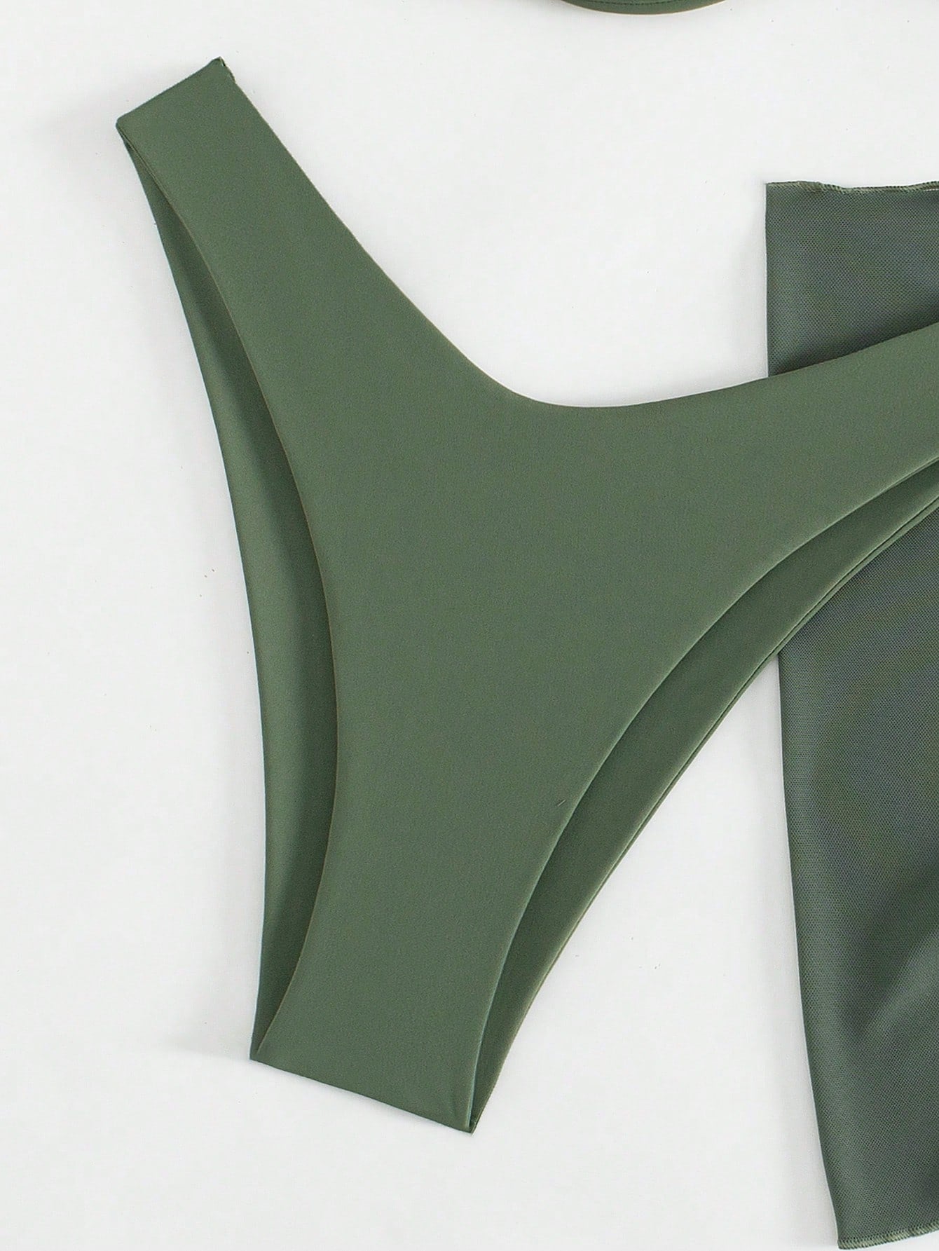 Conjunto Biquíni Verde Militar 3 Peças G