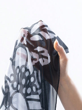 Saída de Praia com Estampa de Borboleta e Flores