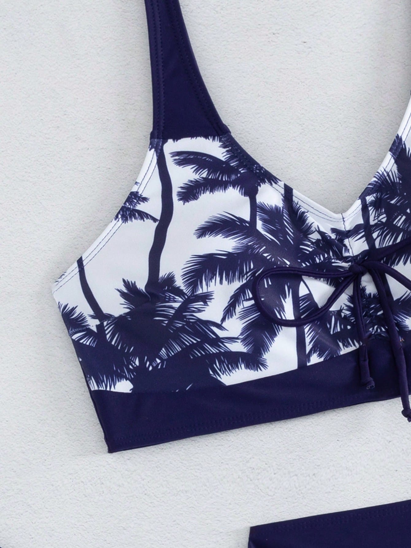 Conjunto de Biquíni Feminino de 3 Peças Tie-Dye Tropical