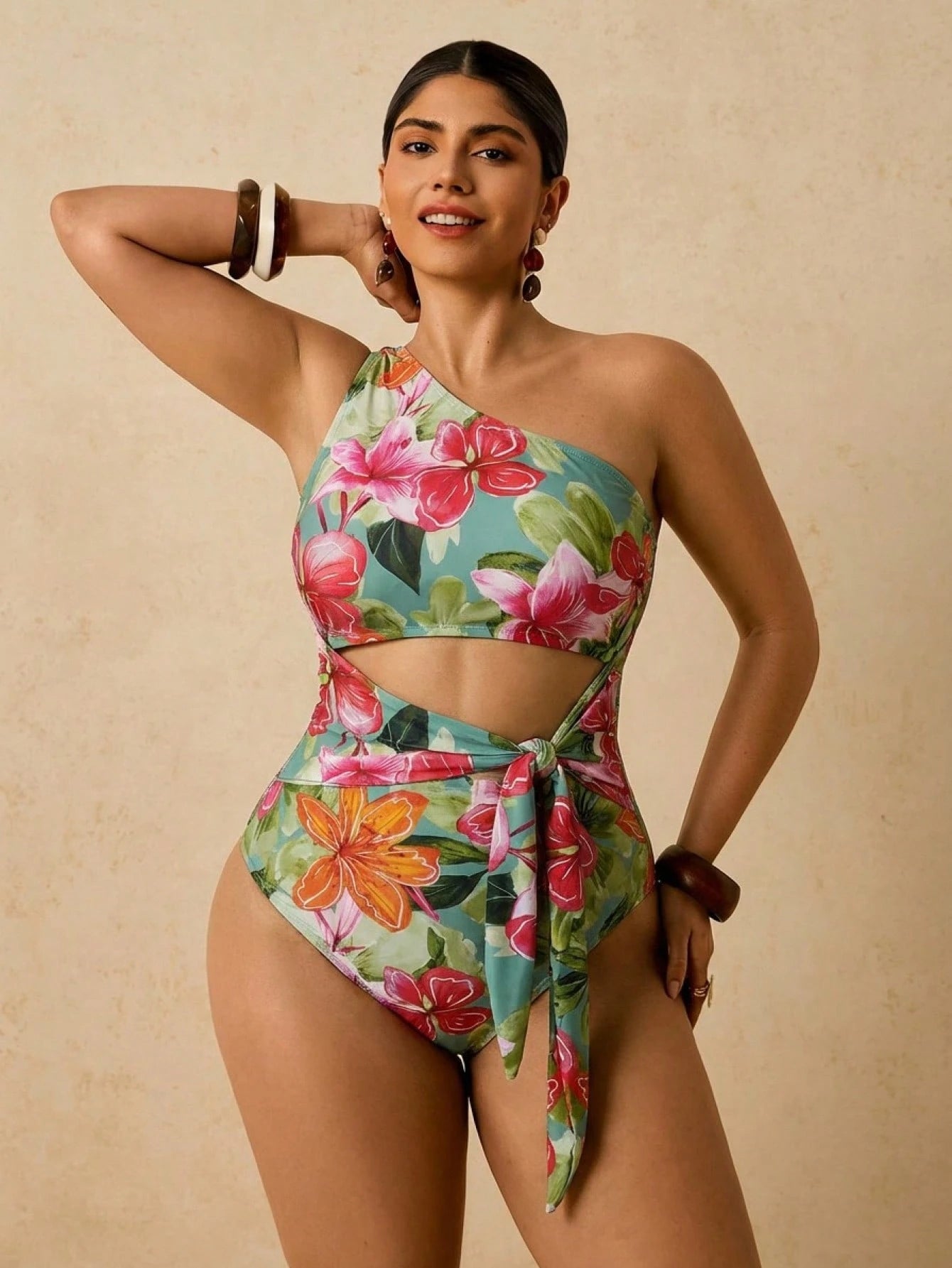 Maiô Elegante Plantas Plus Size