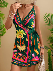 Vestido Curto Boho com Estampa Floral e Cruzado