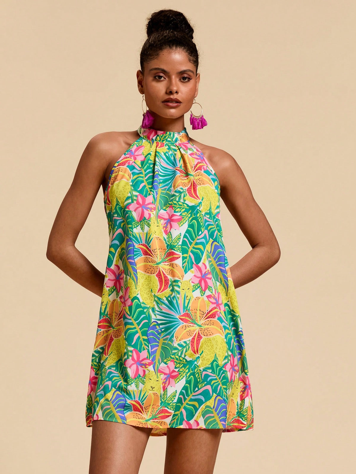 Vestido Curto Floral