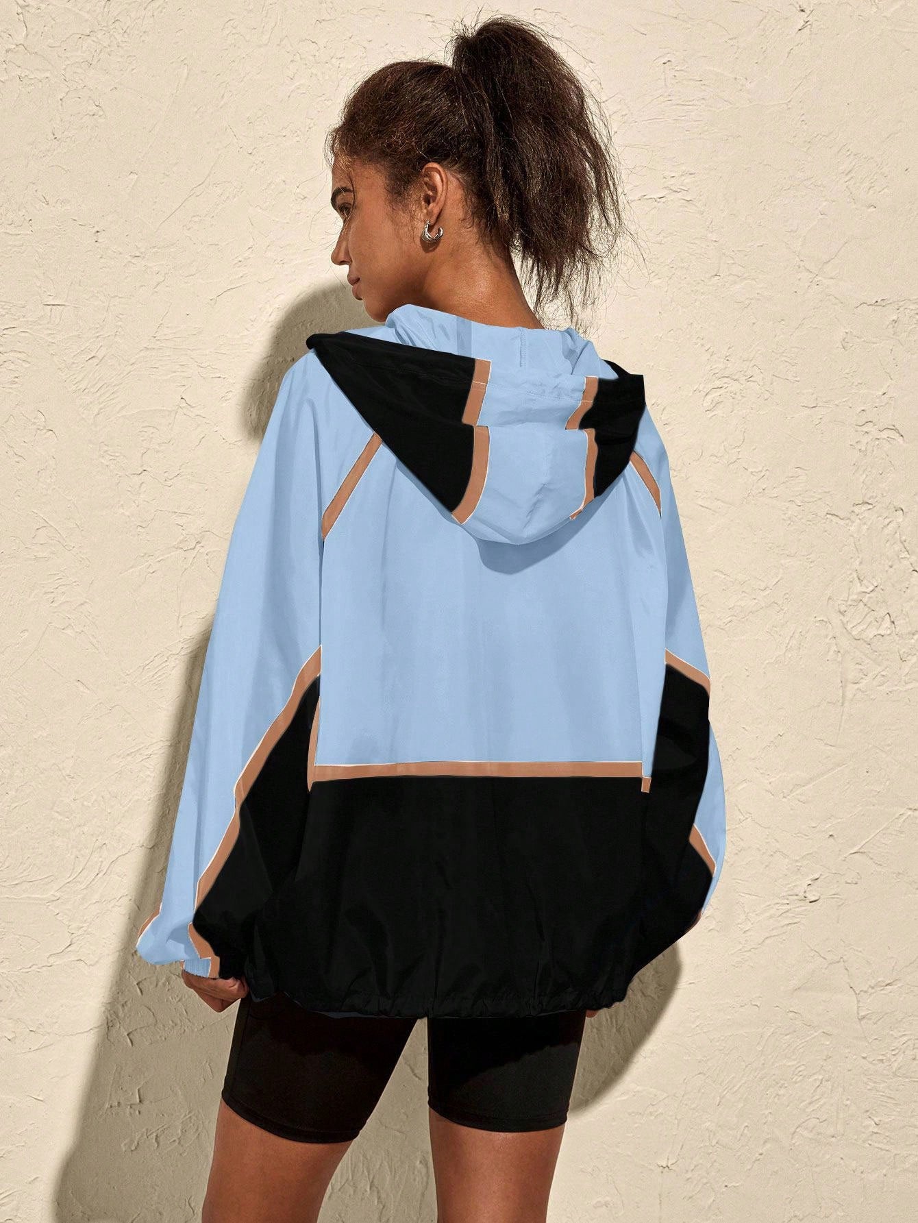 Corta Vento Casual com Capuz Marcela